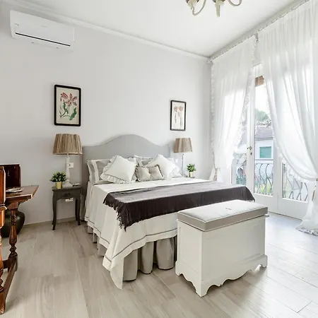 Luxury In With Garden Villa *