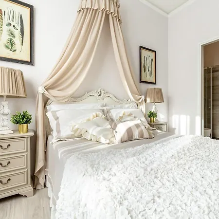 Villa Luxury In With Garden *