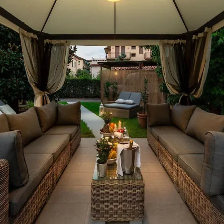 Luxury In With Garden *
